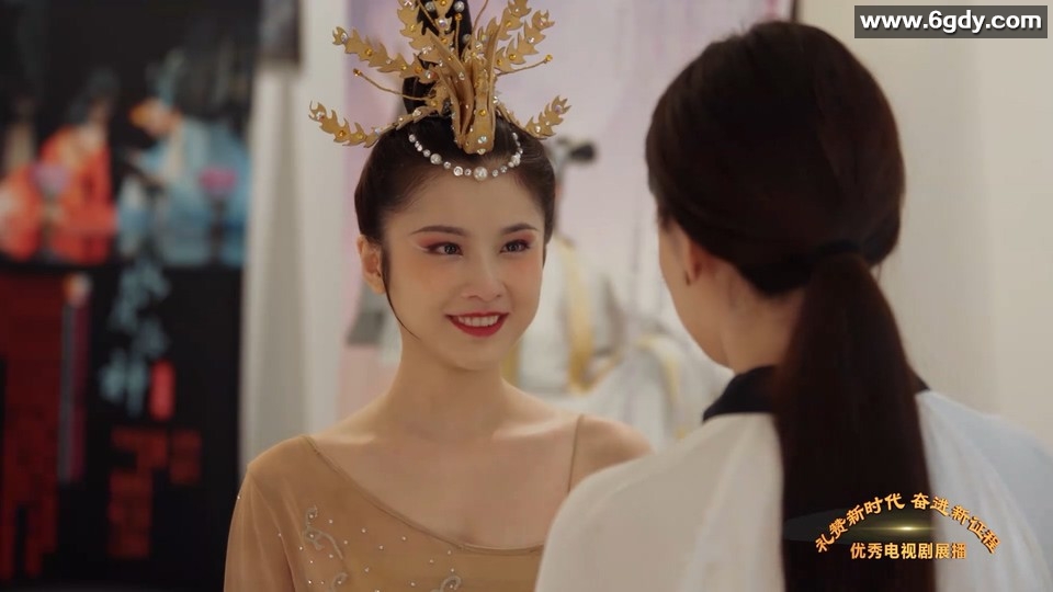 我们这十年：持续更新中的44集1080&amp;4K无水印版本，最新更新42集。 